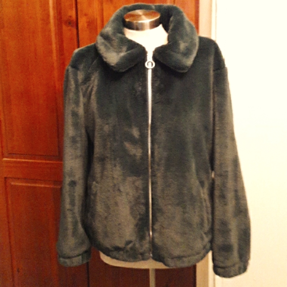 NWOT Faux Fur Jacket